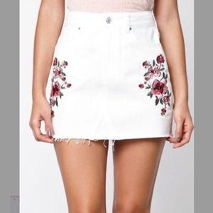 Pacsun embroidered skirt